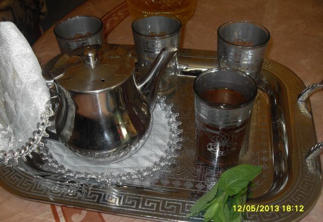 Thé marocain à la menthe