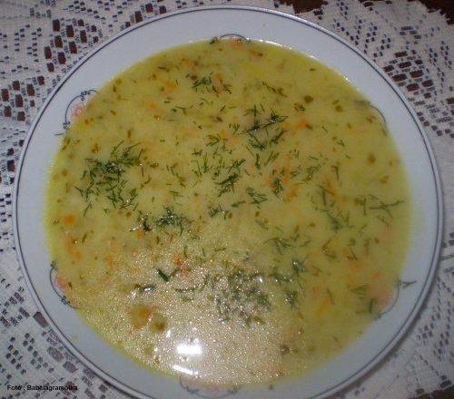 Soupe de cornichons à la Russe