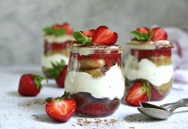 Tiramisu light aux fraises et sucre de coco