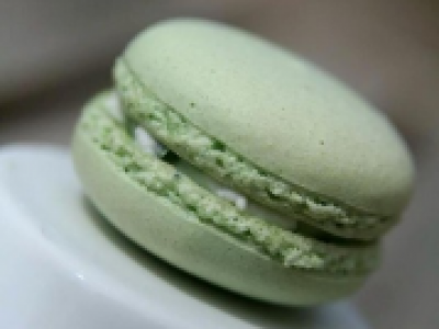 Macarons version salée : les macarons chêvre-ciboulette