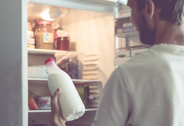 Combien de temps se garde une bouteille de lait entamée ?