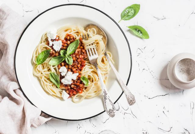 Spaghetti à la bolognaise végétarienne au Cookeo