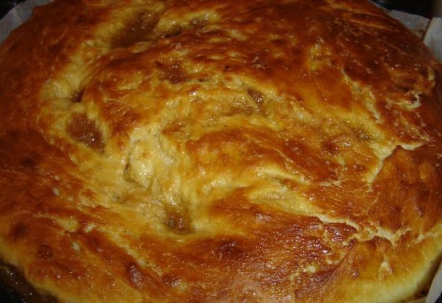 Tourte briochée au petit salé et pommes de terre