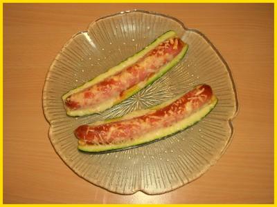 Courgettes moelleuses gratinées aux saucisses