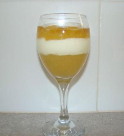 Verrine de bavarois Normand aux Pommes