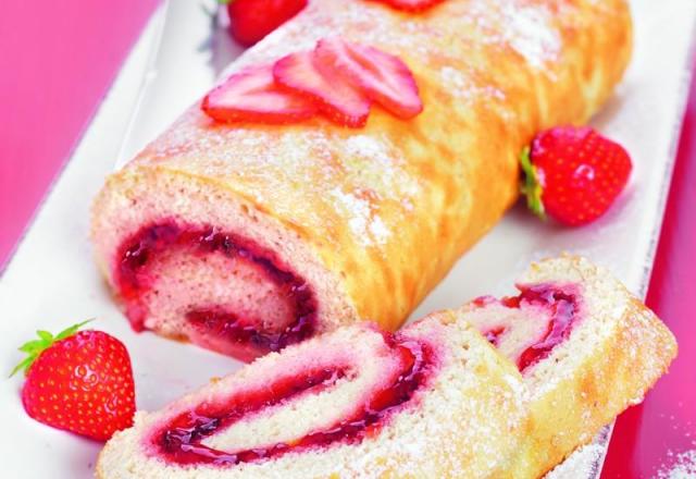 Gâteau roulé à la confiture de Fraises Bonne Maman