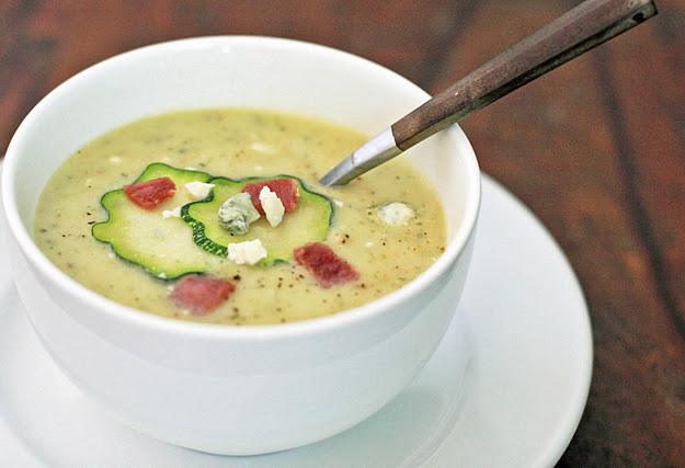 Soupe de courgettes à la Fourme d'Ambert et au Bacon