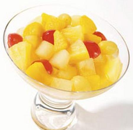 La salade de fruits en gelée d'infusion