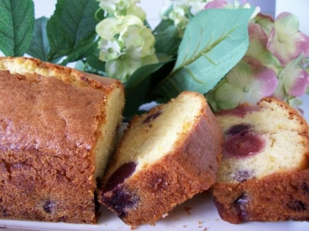 Mon cake aux cerises et à la menthe