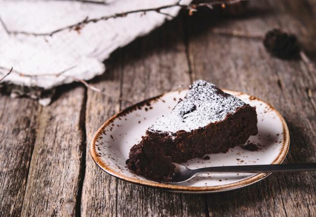 Voici comment faire un fondant au chocolat express au micro-ondes avec seulement 5 minutes de cuisson !