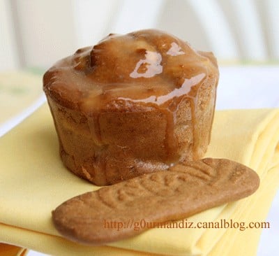 Muffins pomme-spéculos nappés de caramel à la fleur de sel