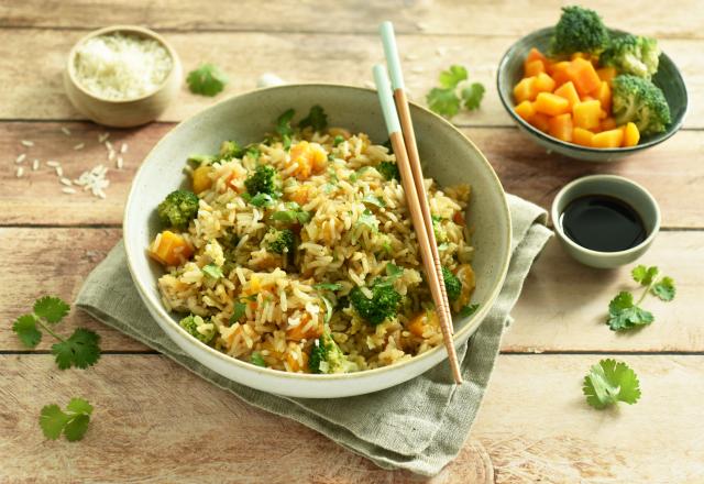 Riz frit Thaï au poulet et aux légumes d'Automne