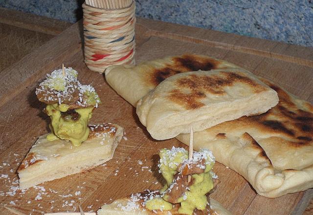 Montadito de naan aux saveurs orientales