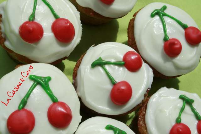 Cupcakes Cerises, glaçage Cheesecream