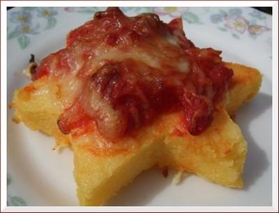 Etoiles gratinées de polenta à la tomate