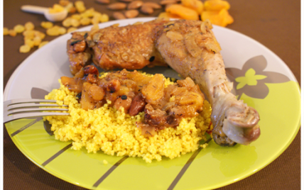 Tajine de poulet aux abricots et raisins secs