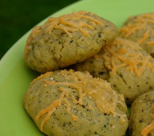 Cookies salés au pesto et fromage