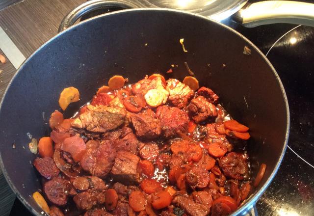 Filet mignon de porc au chorizo et aux carottes