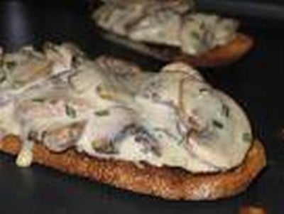 Toast aux champignons