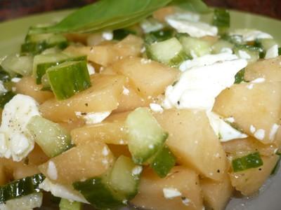 Carpaccio de melon, concombre, féta et menthe