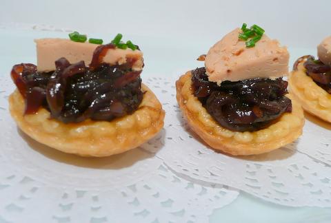 Mini-tartelettes au Foie Gras et au Confit d'Oignons