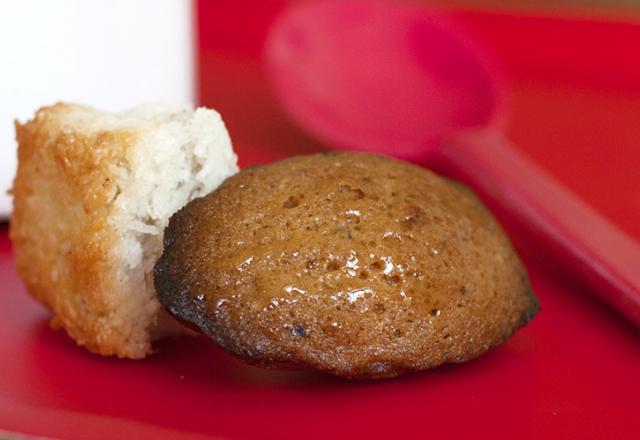 Mini-madeleines à la noisette