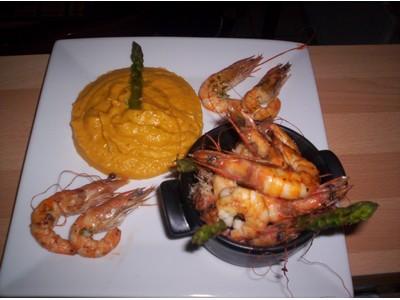 Cocotte de gambas aux asperges ...