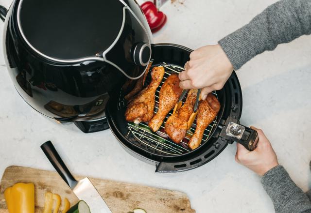 Voici l’erreur qu’il ne faut surtout pas faire si l’on cuisine au Airfryer !