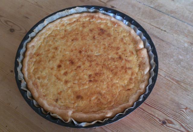 Tarte à l'oignon gratinée