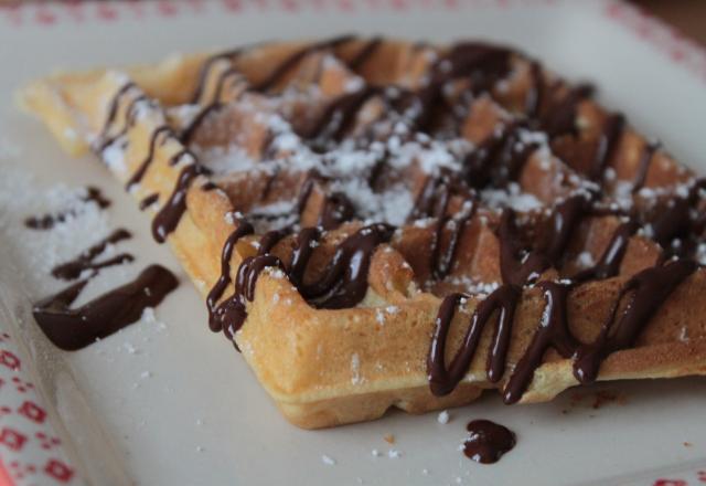 Gaufres et leur sauce au chocolat