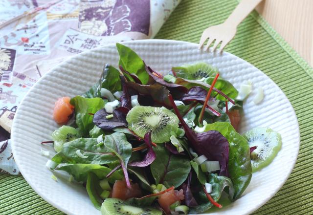 Salade au saumon fumé et kiwi