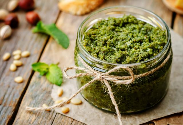 “Je ne veux pas le voir acheté, c’est tellement facile !” : Cyril Lignac nous explique comment bien réussir le pesto de basilic