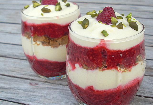 Tiramisu aux framboises facile et rapide