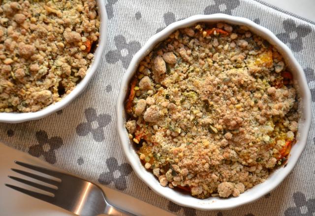 Crumble de potimarron et légumes d'automne aux graines de courge