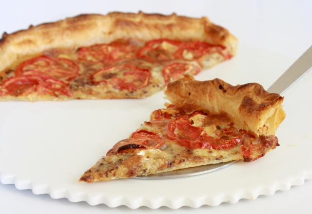 Tarte fine au brie, tomates & huile de noix Vierge