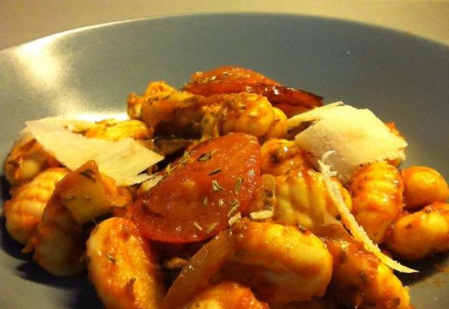 Gnocchi aux aubergines tomates frit