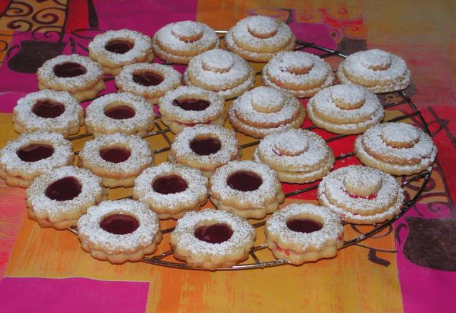 Petits sablés à la confiture maison