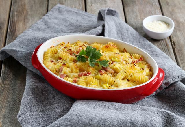 Fusilli au four aux poireaux et aux lardons