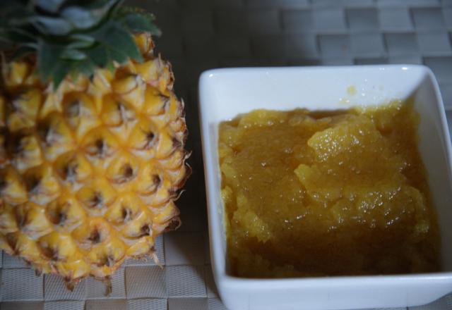 Confiture d'ananas et d'agar-agar