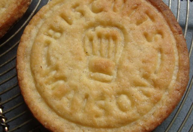 Sablés maison personnalisés au tampon à biscuit