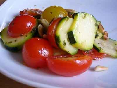 Salade de courgettes fraîche et mentholée