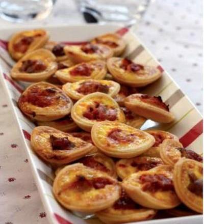 Tartelettes d'esturgeon Sturia à la tomate