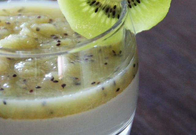 Panna cotta au coulis de kiwi