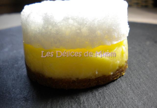 Tartelette au citron et sa coque de bulles givrées