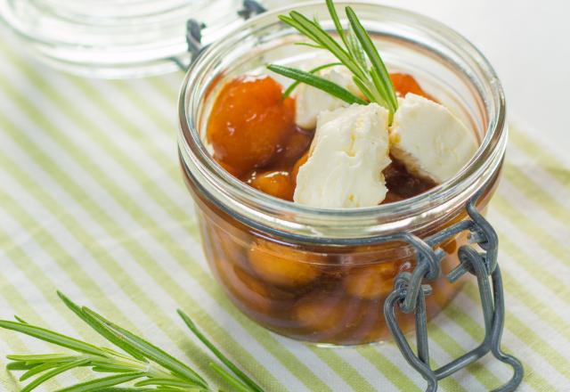 Verrines de billes de melon caramélisé au vinaigre balsamique et quenelles de Carré Frais