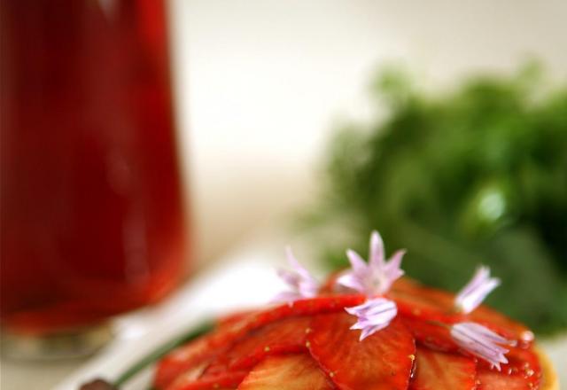 Sablé au parmesan, fraises au vinaigre balsamique