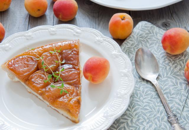 Tartelette aux abricots, thym et amandes