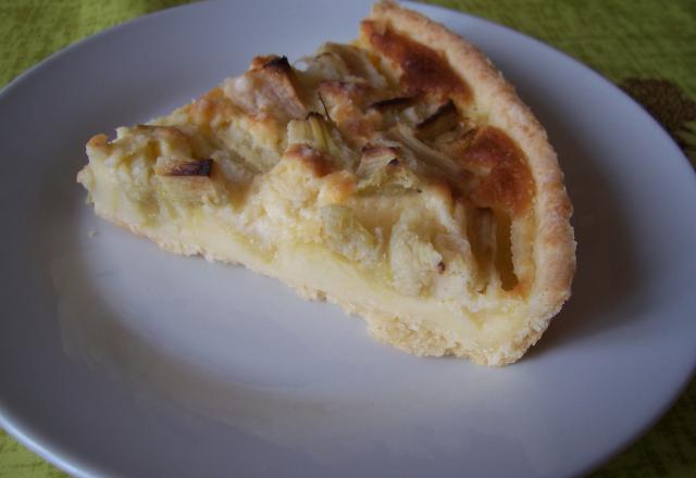 Tarte à la rhubarbe moelleuse 