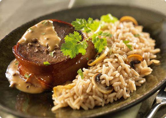 Tournedos à la coriandre et au riz aux champignons