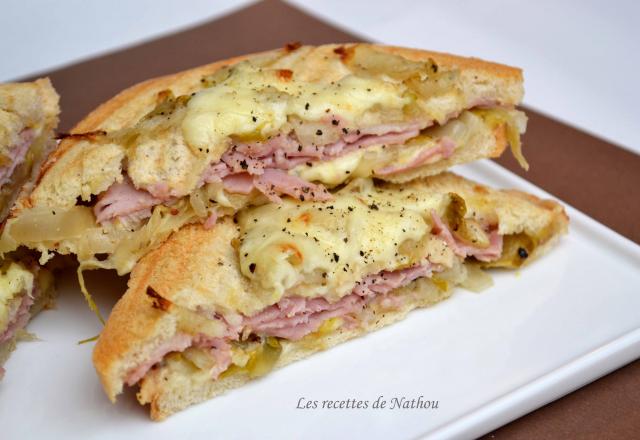 Croques aux chicons confits au miel, jambon et fromage de Maredsous